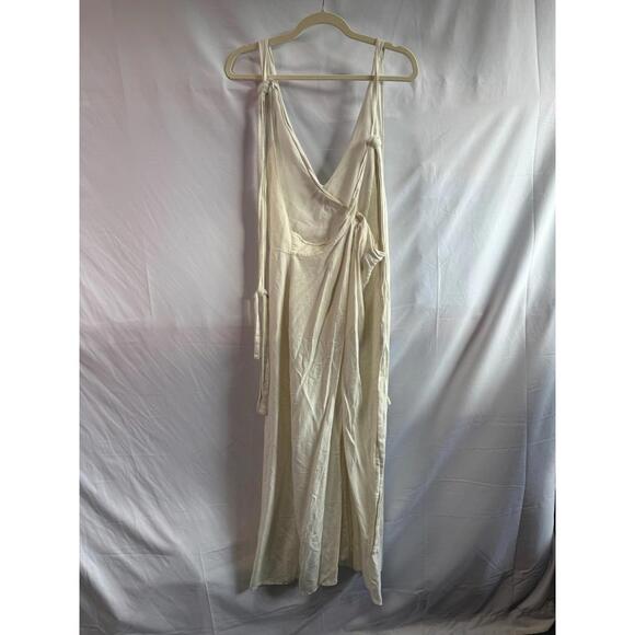 Saunders x RTR White Halter Maxi Dress Size 10 with Stains - Picture 6 of 11